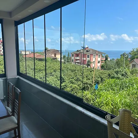 Parlayan Hotel