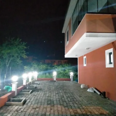 Hotel Parlayan 4*